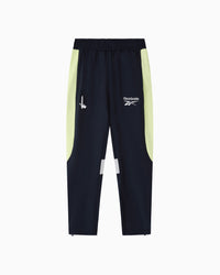 2026/27 Charlton Athletic Players Training Pants - Junior